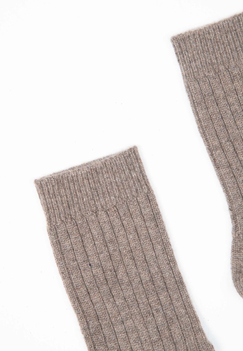 Chaussettes cachemire 4 fils taupe - UNI 13